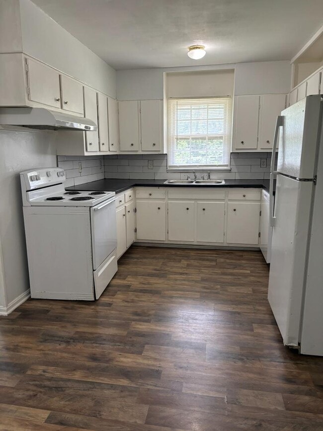 Building Photo - 3867 Bretton Woods Rd