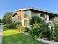 Building Photo - 706 Avenida Sevilla