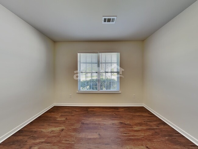 Building Photo - 4702 Ridgefall Rd