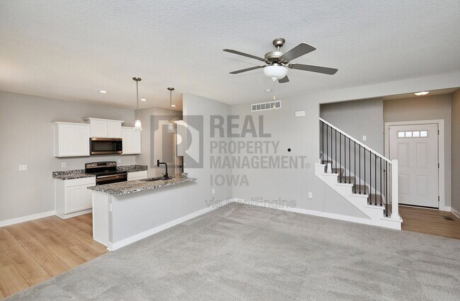 Building Photo - 9654 Turnpoint Dr