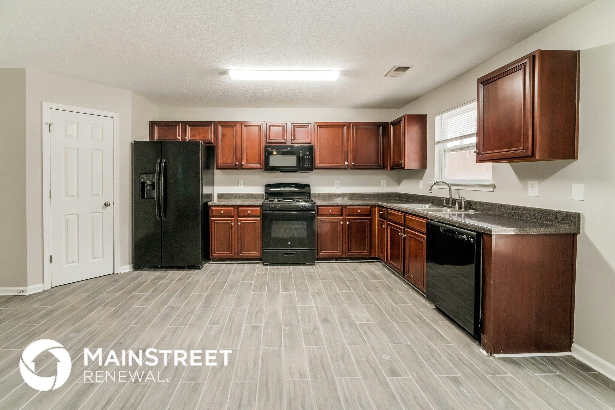 Building Photo - 2021 Reflective Waters Rd