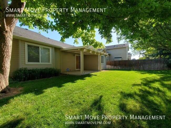 Building Photo - 1427 W Great Basin Dr