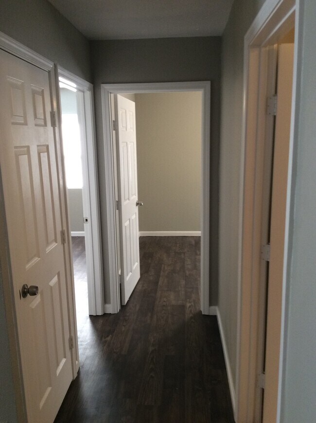 Building Photo - GREAT COLLEGE PROPERTY--PRE-LEASING FOR AUGUST! Completely Updated! 3 bedroom/2 bath Close to TTU...