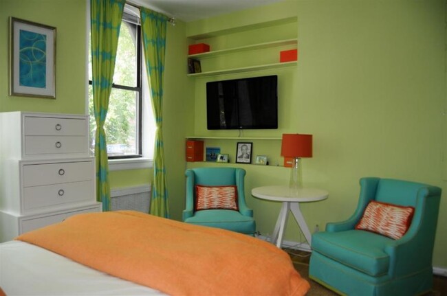 Building Photo - 0 bedroom in New York NY 10065