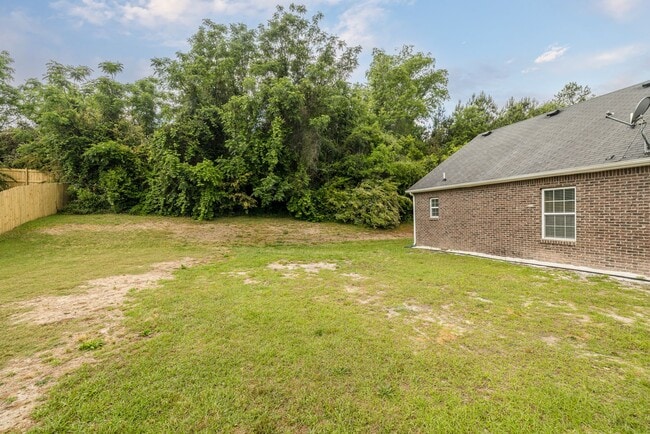 Building Photo - 705 Porter Ln