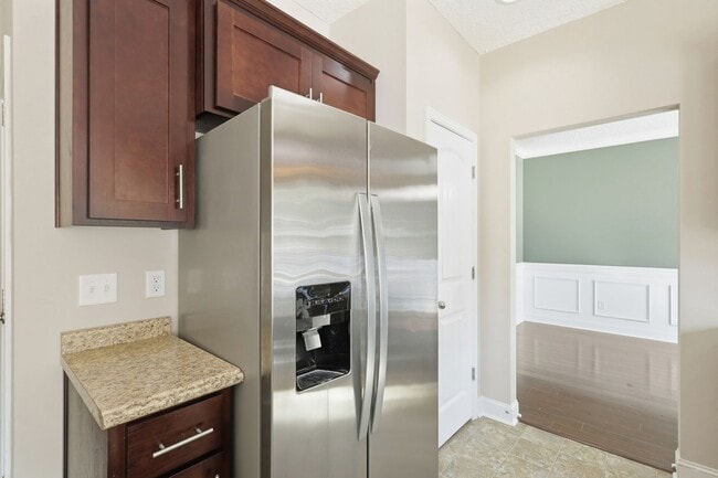 Building Photo - 3 Bedroom Griffin Park Home on Quiet Cul-de-Sac