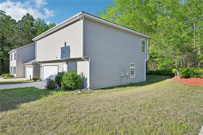 Building Photo - 4437 Ben Hill Rd