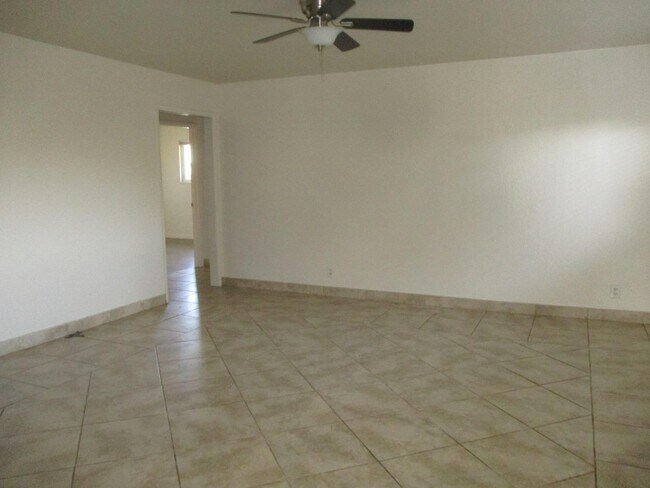 Building Photo - 757 Gary St