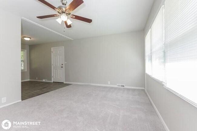 Building Photo - 11414 Richmond Ave