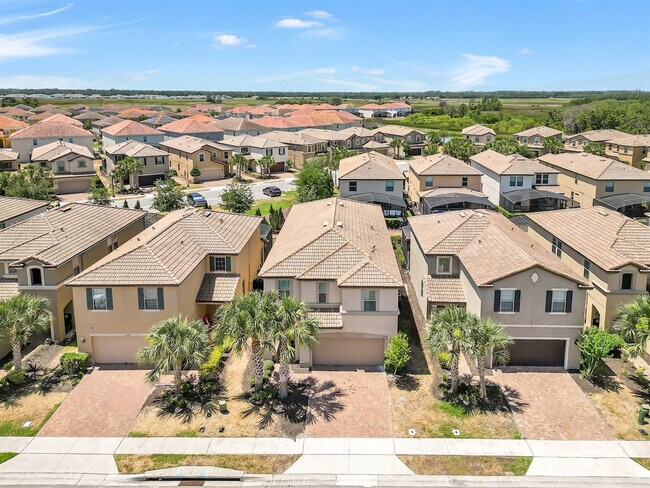 Building Photo - 5548 Misty Oak Cir