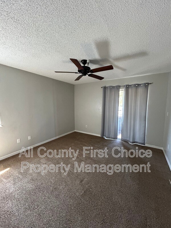 Building Photo - 10263 Gandy Blvd N