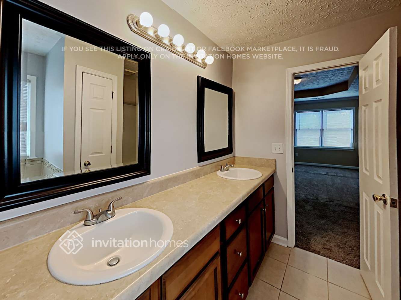 Building Photo - 120 Doubles Dr