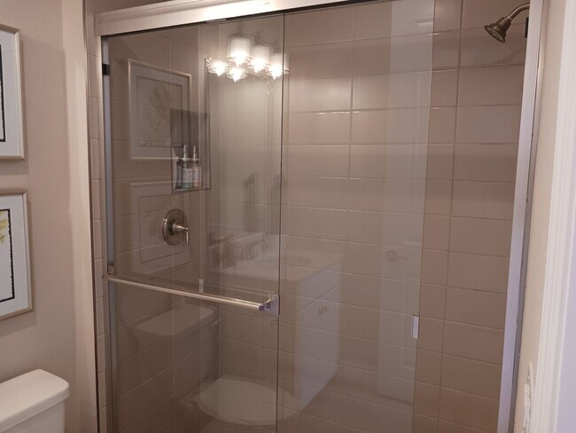 Building Photo - Here is your chance to live in Model Home!...