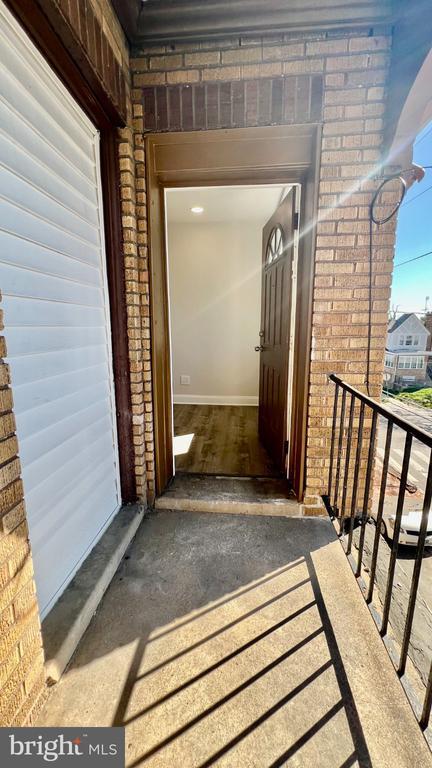 Building Photo - 2001 Middleton St