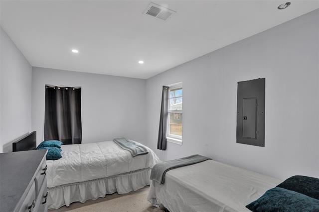 Building Photo - 2381 TX-56