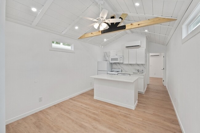 Building Photo - 720 Pritchett Ln