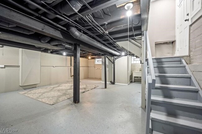 Building Photo - 1643 Lincoln Ave