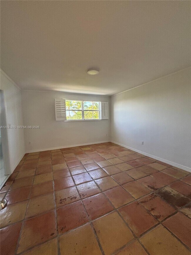 Building Photo - 555 Crandon Blvd