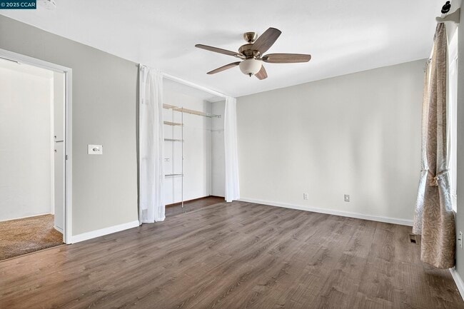 Building Photo - 101 Villa Cir