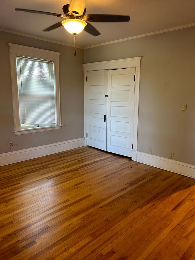 Floorplan - Raymond Flats
