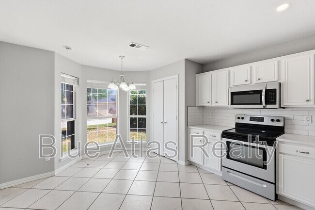Building Photo - 1012 Waterview Dr