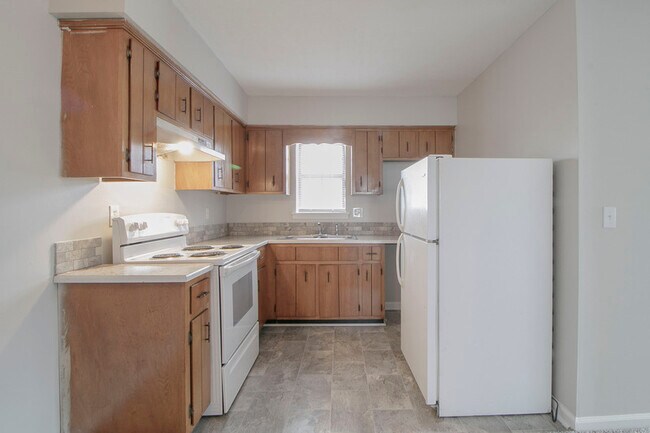 Building Photo - 24-424 Thompsonville Ln