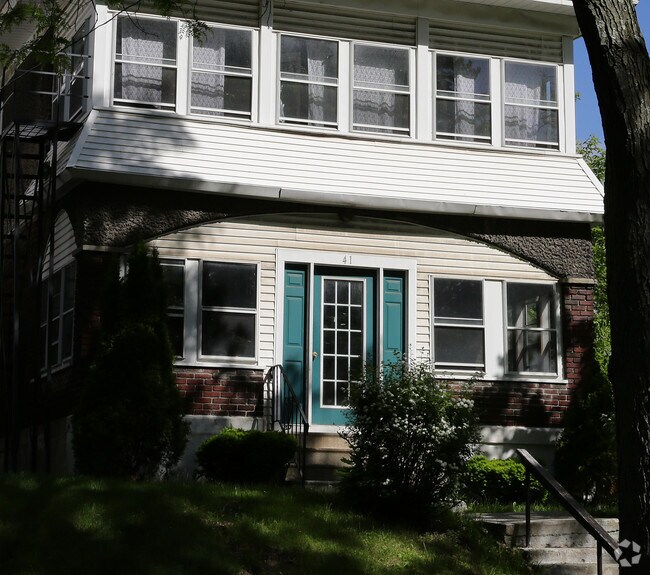 Building Photo - 41 S Main Ave