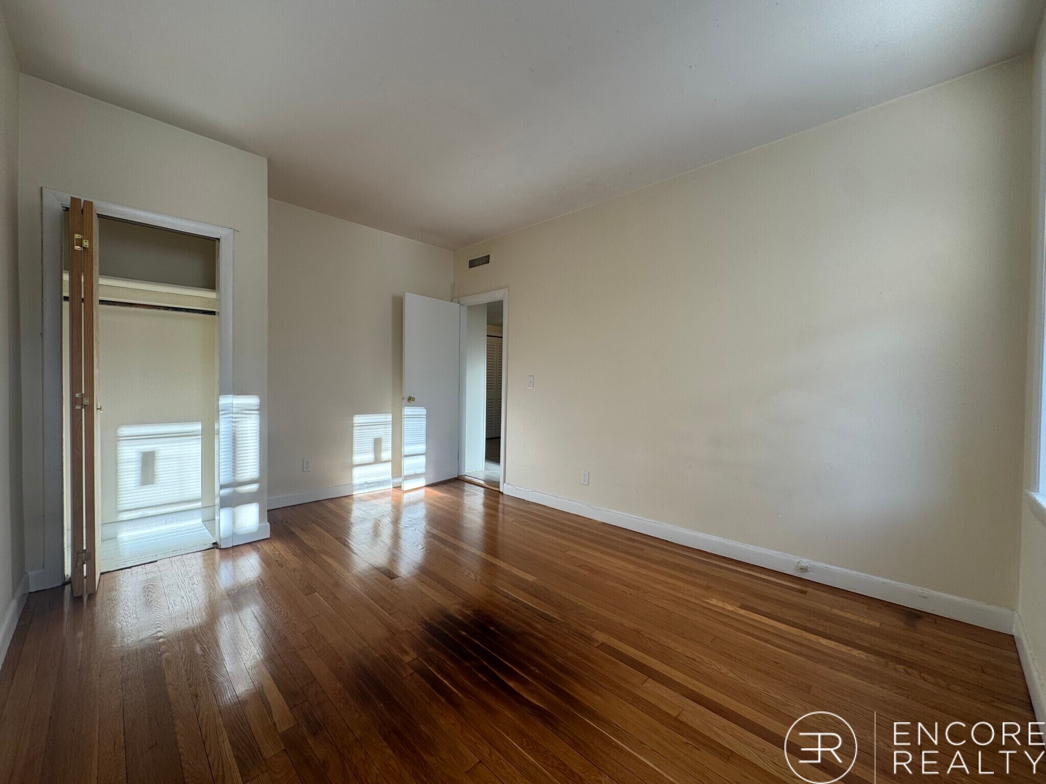 Building Photo - 1161 Commonwealth Ave