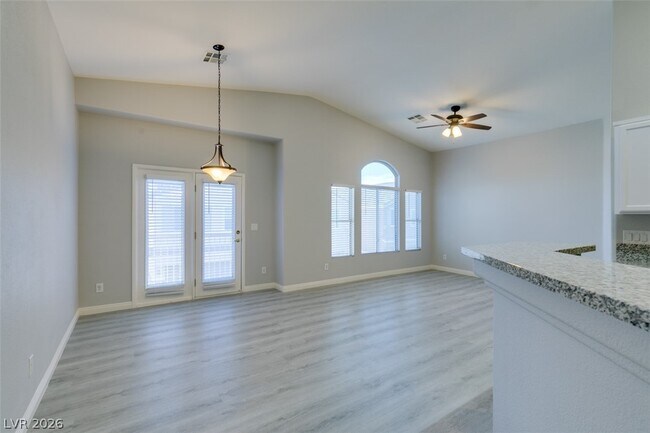 Building Photo - 6568 Strolling Plains Ln