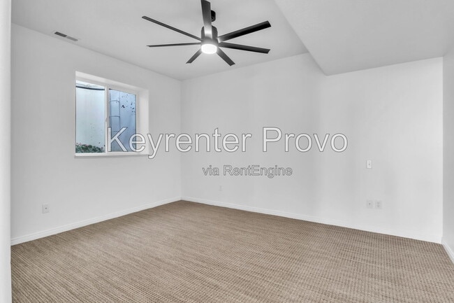 Building Photo - 1559 Oak Cliff Dr