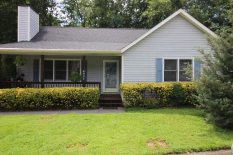 Primary Photo - 6008 Southcrest Dr