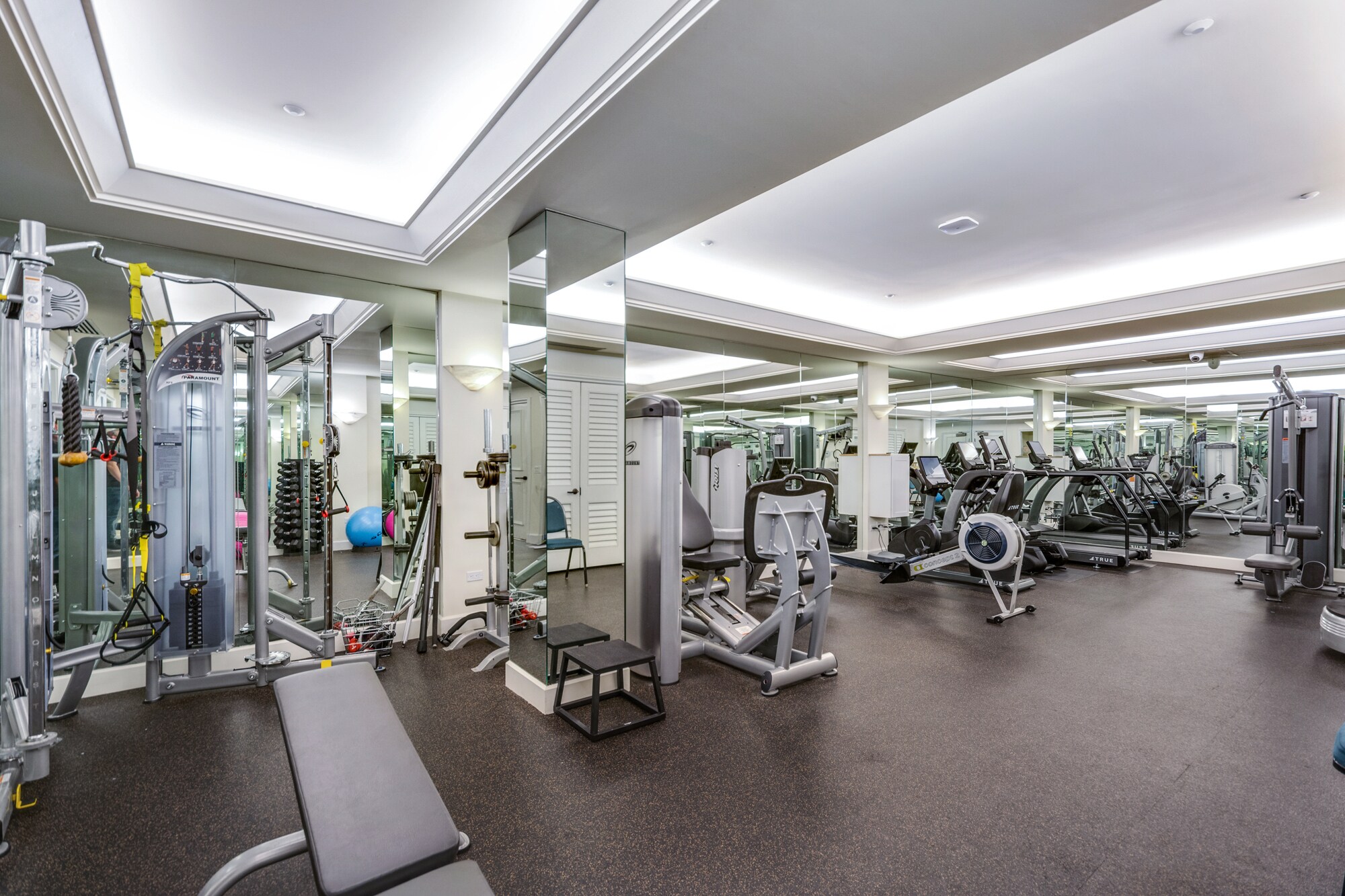 Building Photo - 701 Ocean Ave