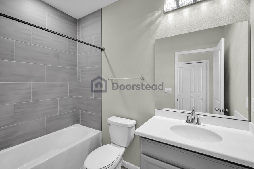 Building Photo - 9603 Lovage Ln