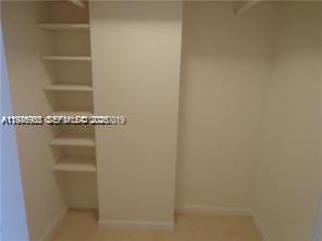 Building Photo - 2025 NE 164th St