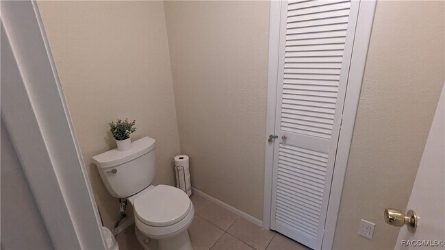 Building Photo - 9664 W Plantation Ln