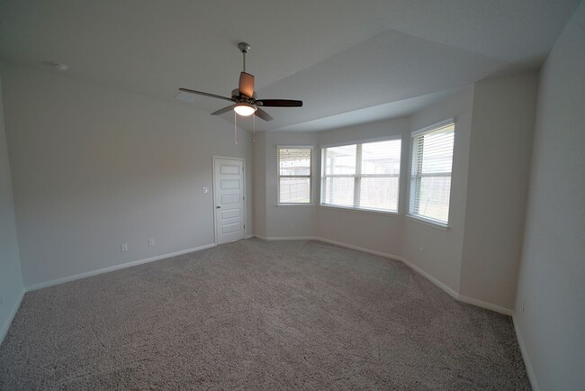 Building Photo - Gorgeous Like-New Home in Asher Place (Sai...