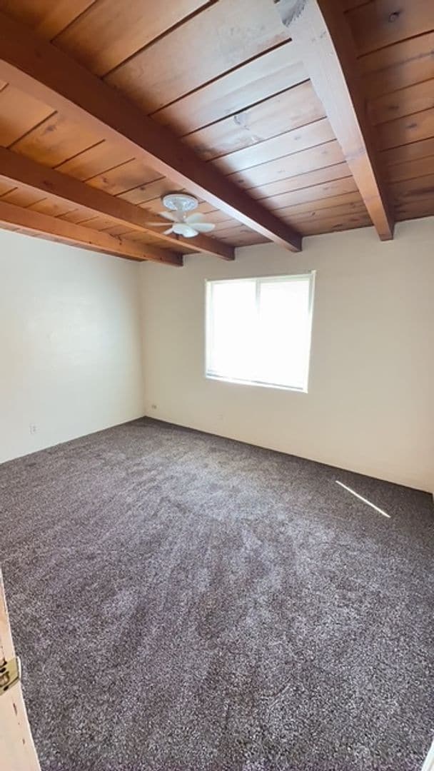 Building Photo - Beautiful Multi Generational floor plan