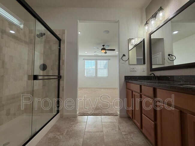 Building Photo - 1697 W Woodward Ave