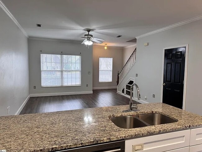 Building Photo - 58 Ridgestone Cir