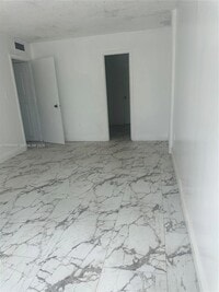 Building Photo - 1800 Sans Souci Blvd