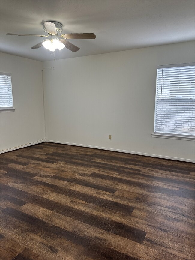 Building Photo - 16506 Canario Dr