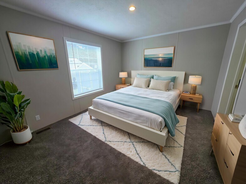 Building Photo - 3631 Juniper St