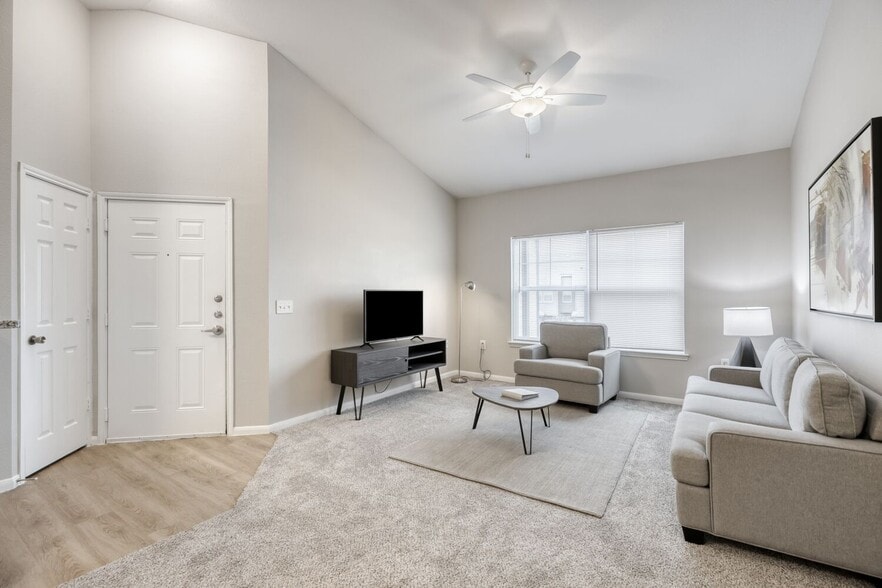 Building Photo - Worthington Point Apartments