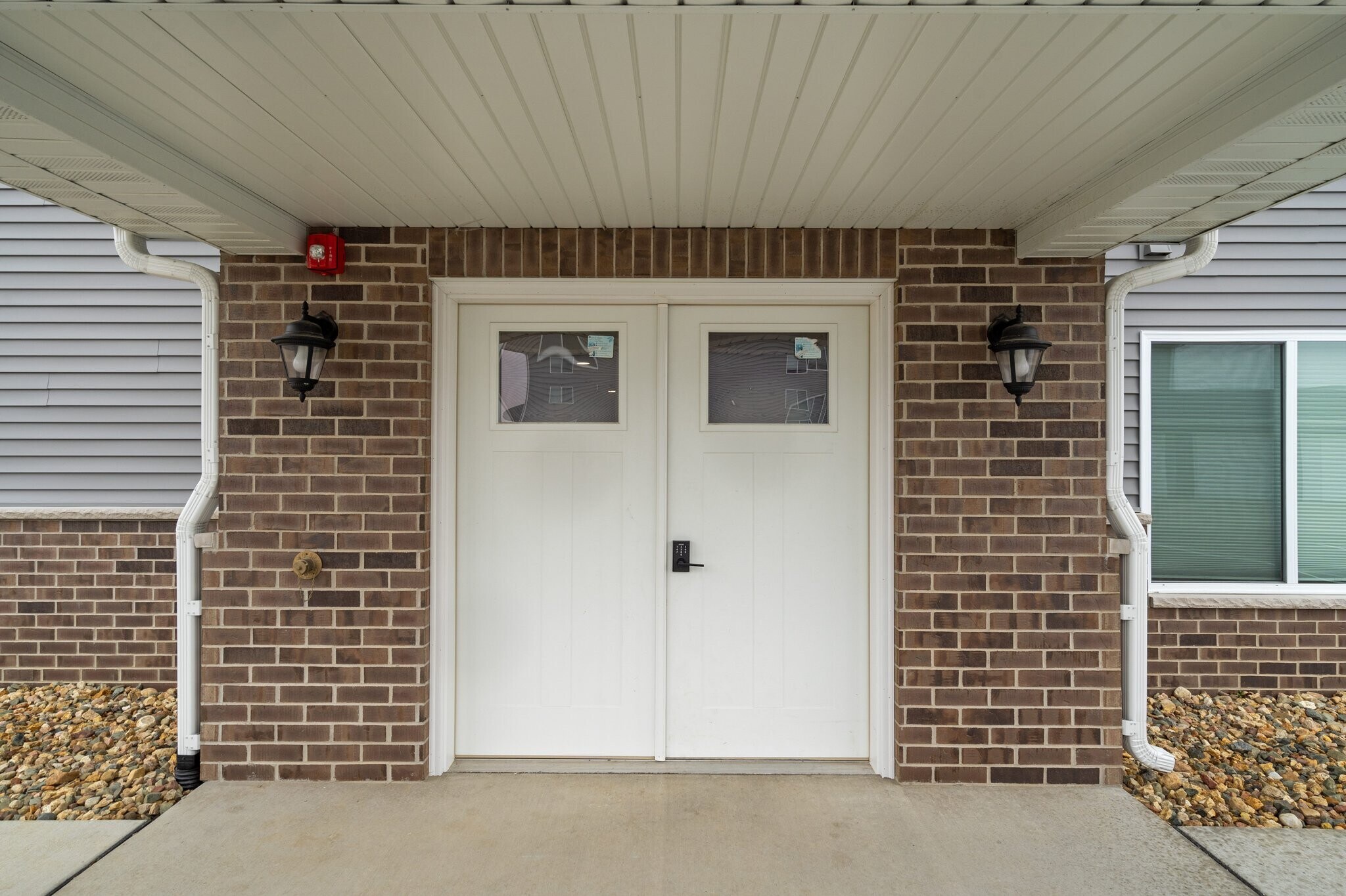 Building Photo - 7036 Crosvik Ct