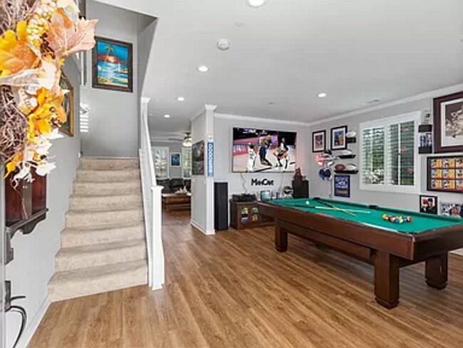 Building Photo - Beautiful, Partially Furnished Oceanside Home