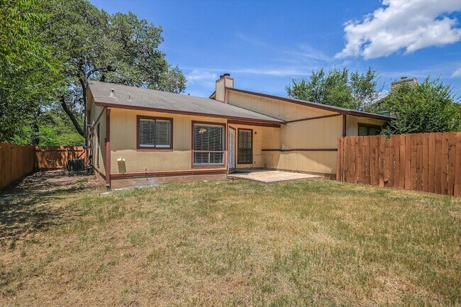 Building Photo - 6103 Hill Forest Dr