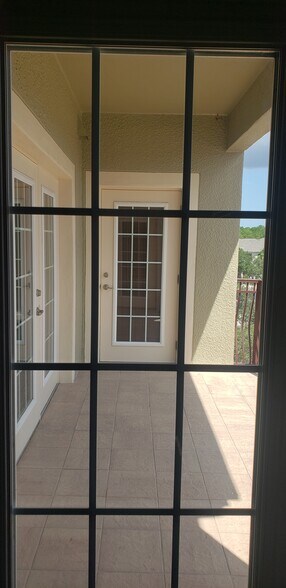 Building Photo - 424 Luna Bella Ln