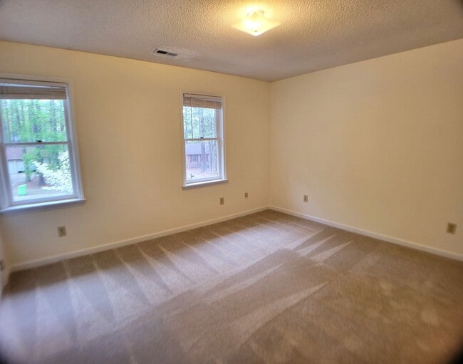 Building Photo - GLEND6917