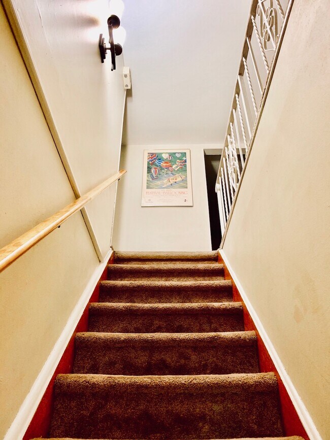 Stairs - 41 Reilly Ct