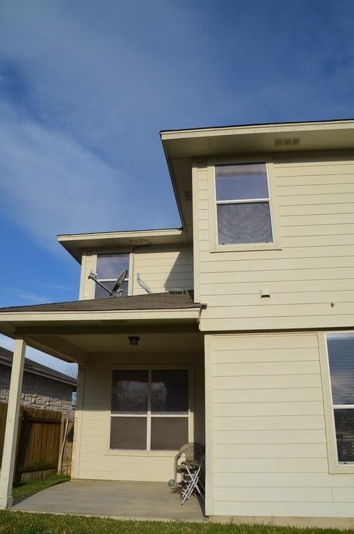 Building Photo - 11201 Dodge Cattle Dr